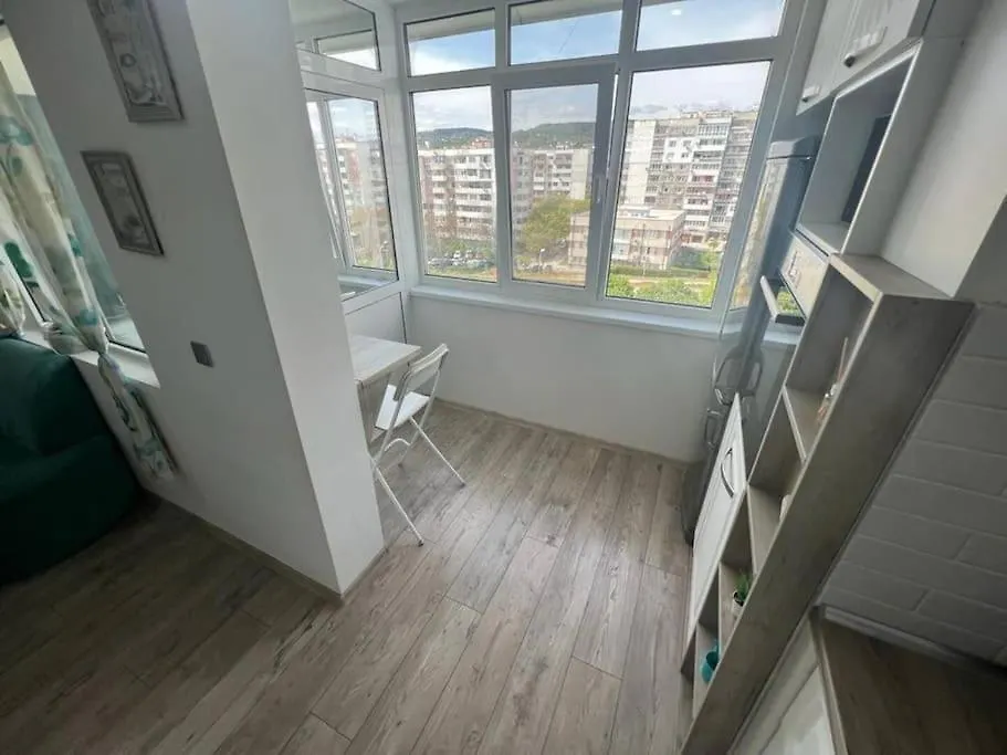 Urban Escape Apartment Varna